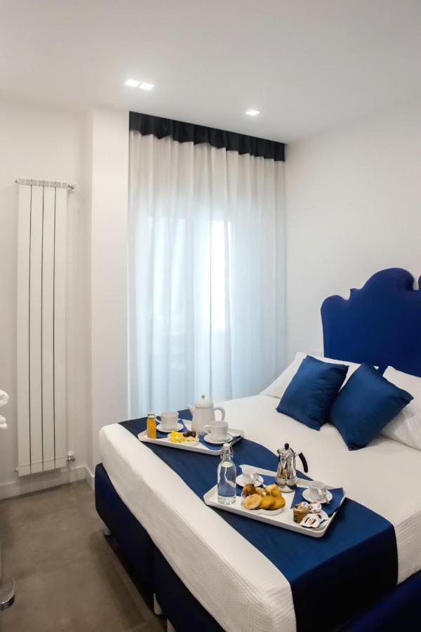 Kerbaker 14 Bed and Breakfast Νάπολη Εξωτερικό φωτογραφία